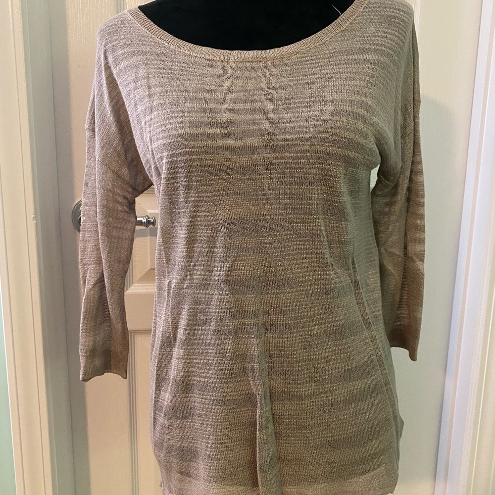 Semi-sheer 3/4 Length Express Blouse